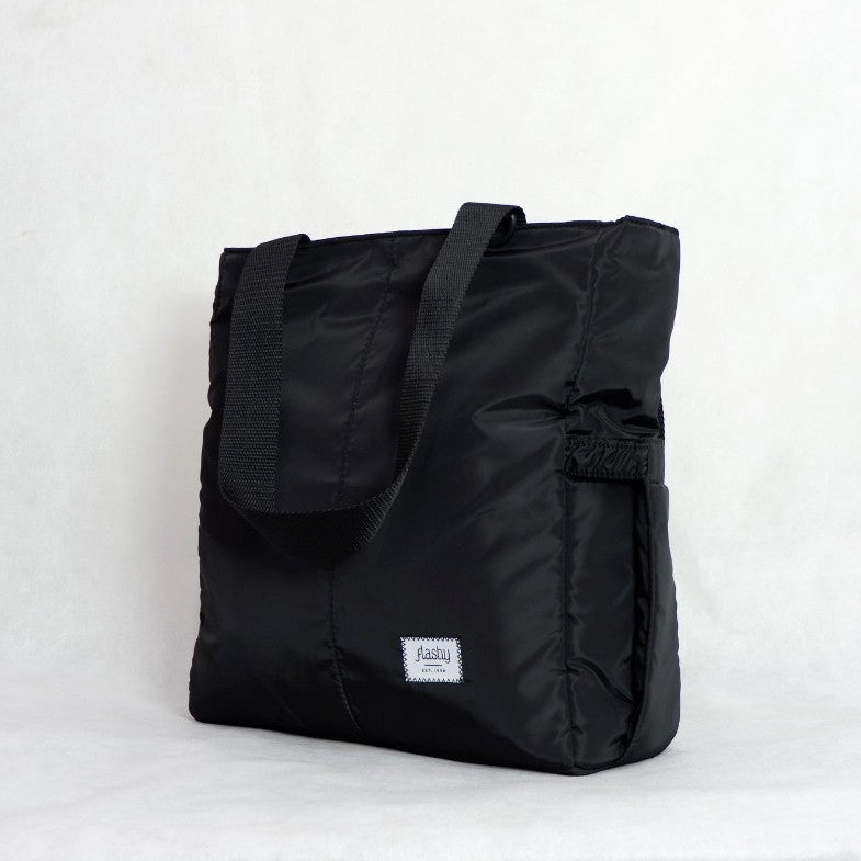 Flashy Tas Kepit Wanita Pruestel Hitam