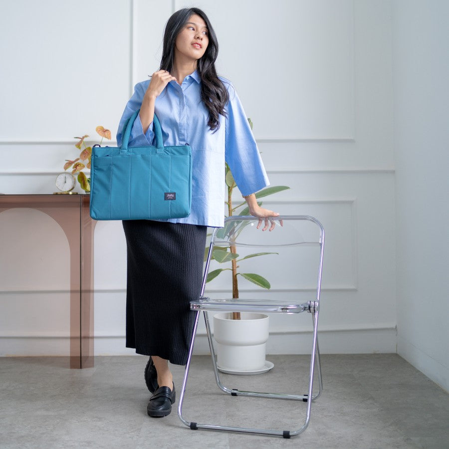 Flashy Tas Laptop Wanita Dolberg Biru Toska