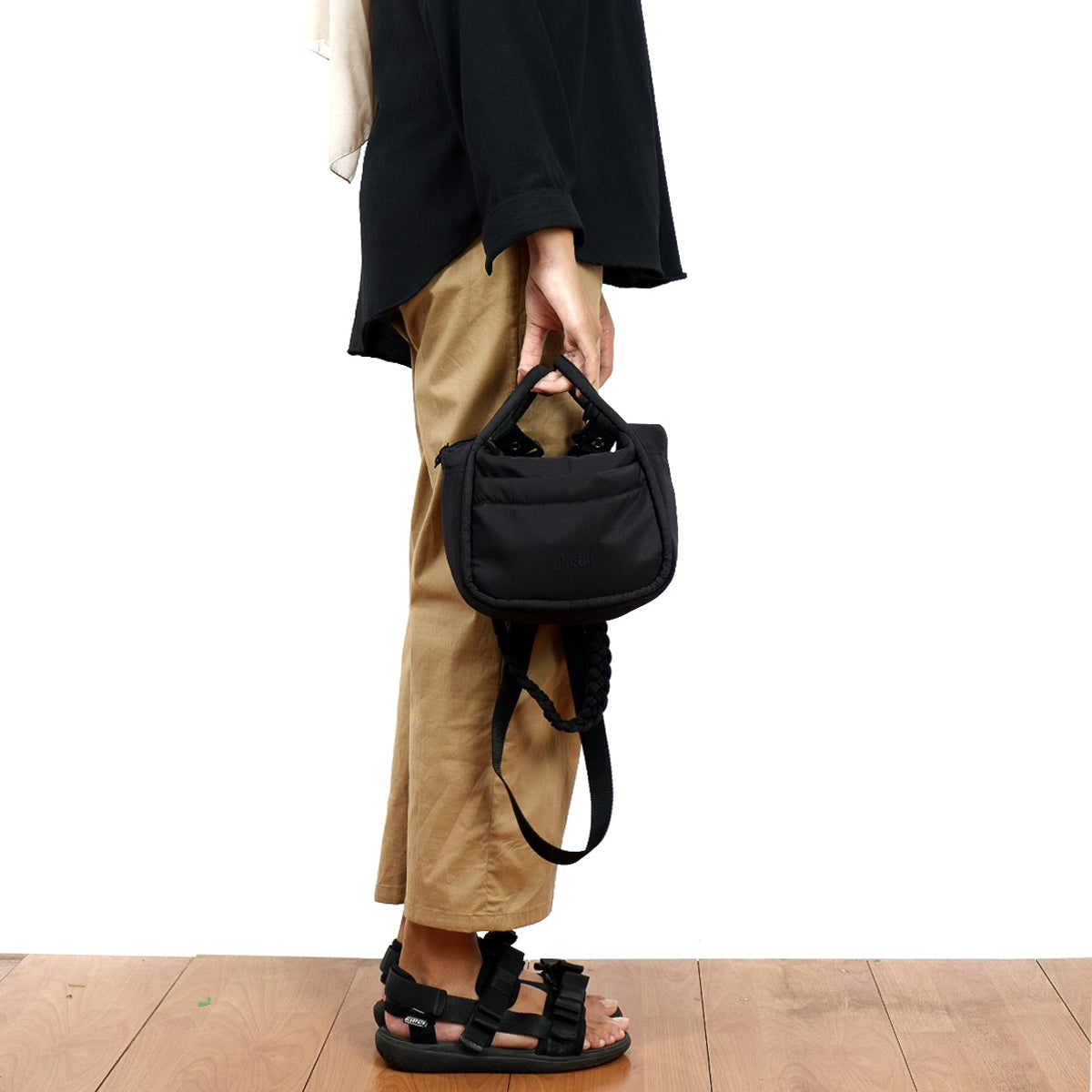 Flashy Tas Selempang wanita Balvo Hitam