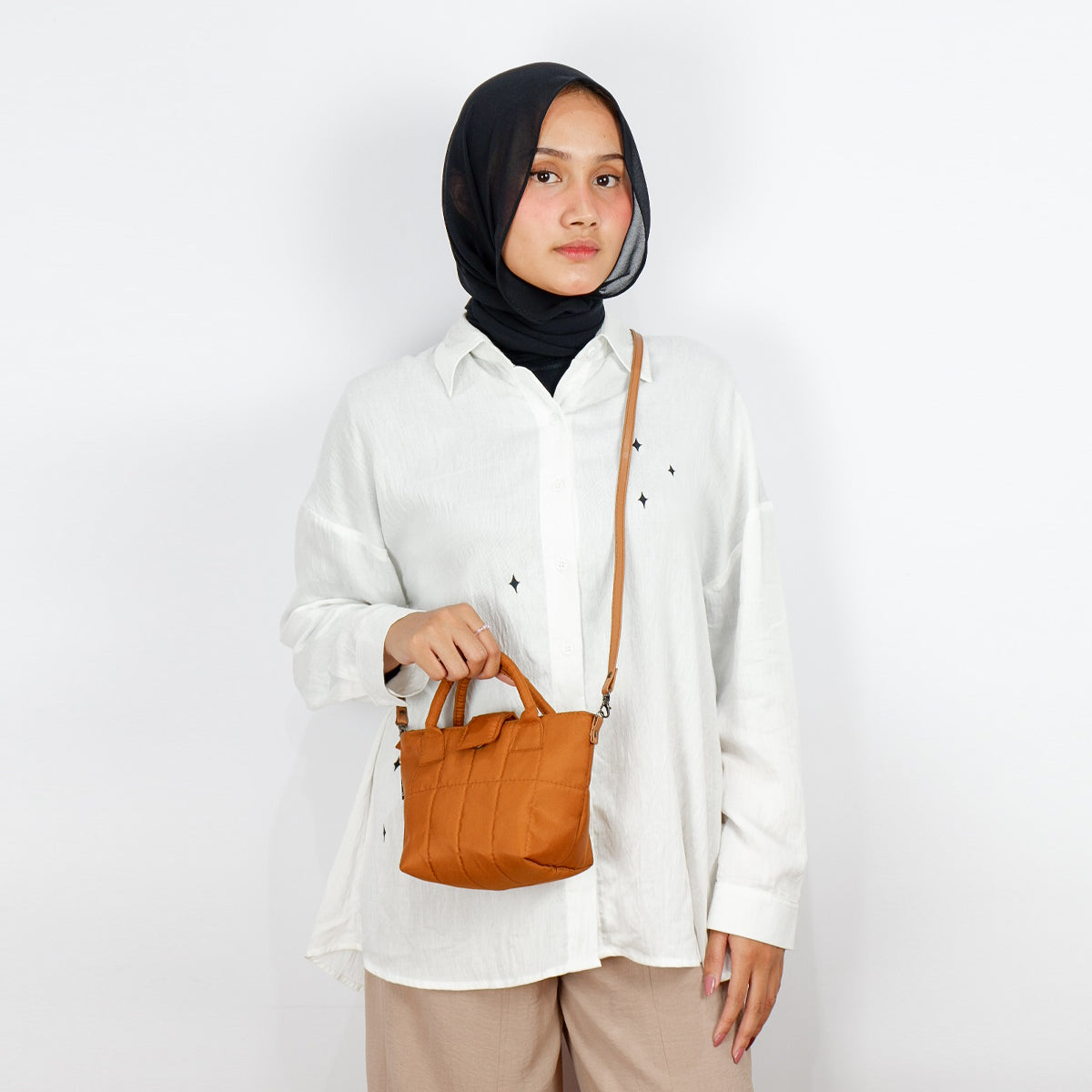 Flashy Tas Selempang Mini wanita Golda Cokelat