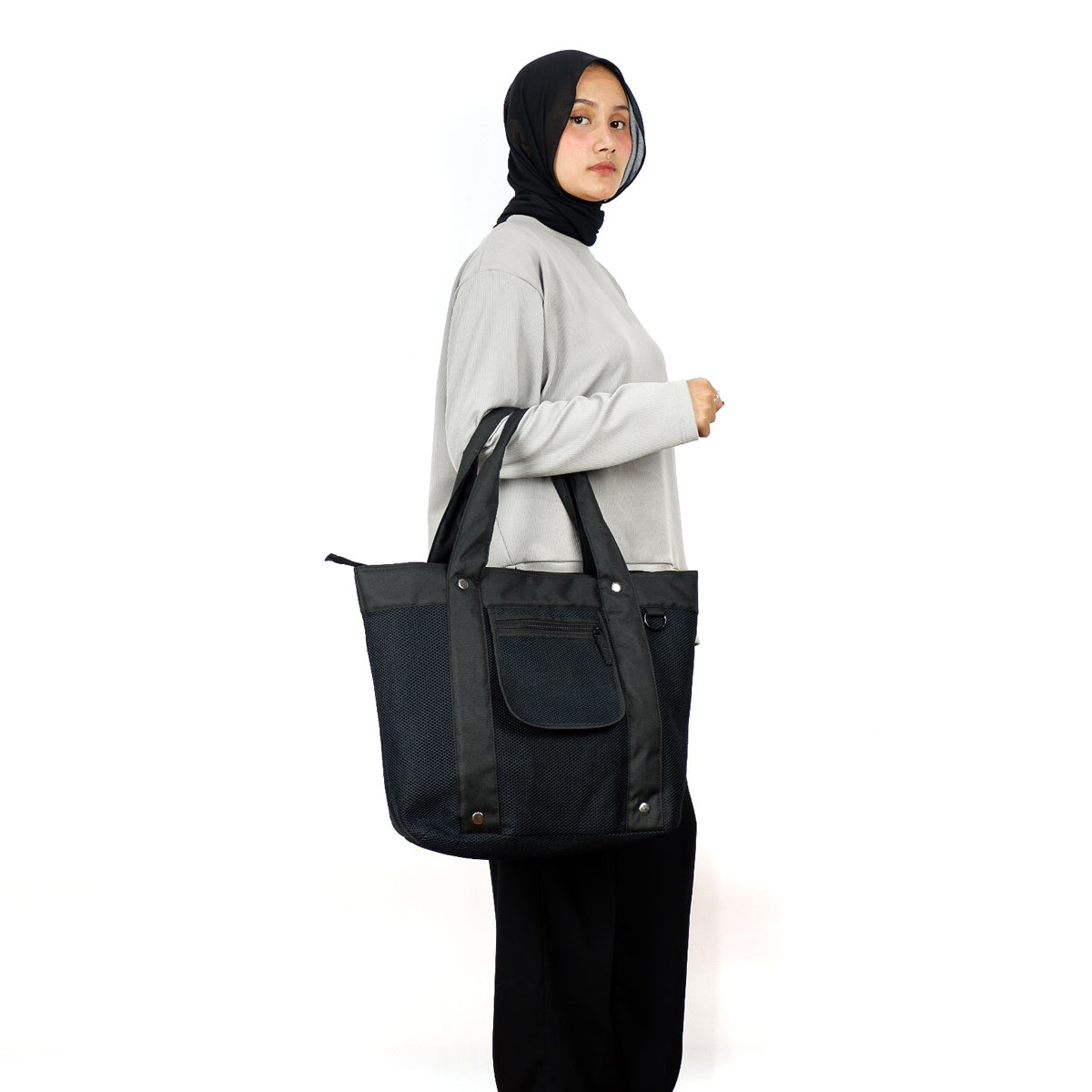 Flashy Tas Kepit Wanita Macpherson Hitam