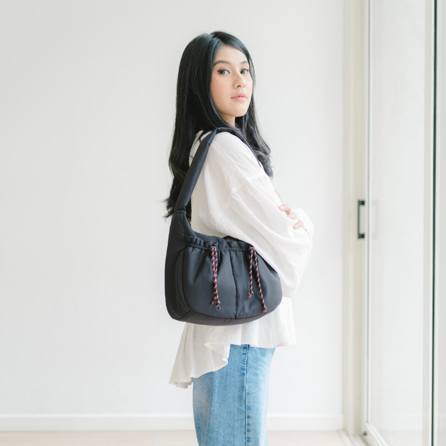 Flashy Tas Kepit Wanita Hobart Hitam