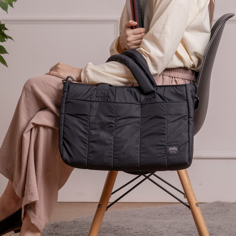 Flashy Tas Laptop 14 Inches Wanita Dolberg Hitam