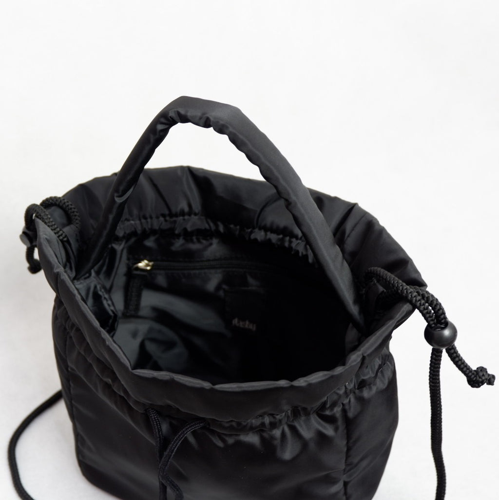 Flashy Tas Selempang Wanita Gelvy Hitam