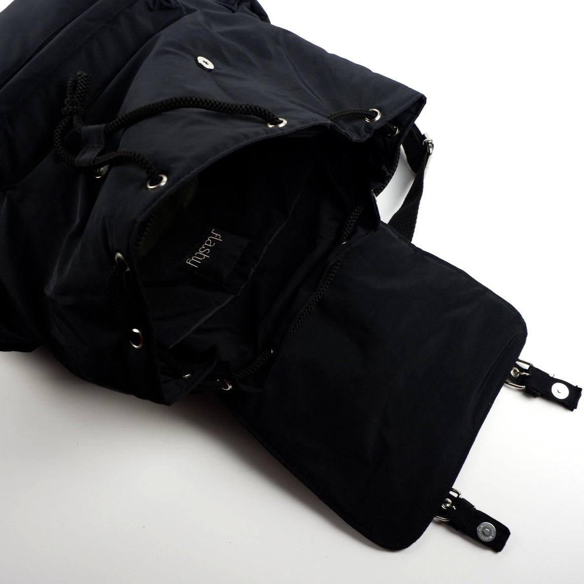 Flashy Tas Ransel Wanita Mabu Seven Hitam