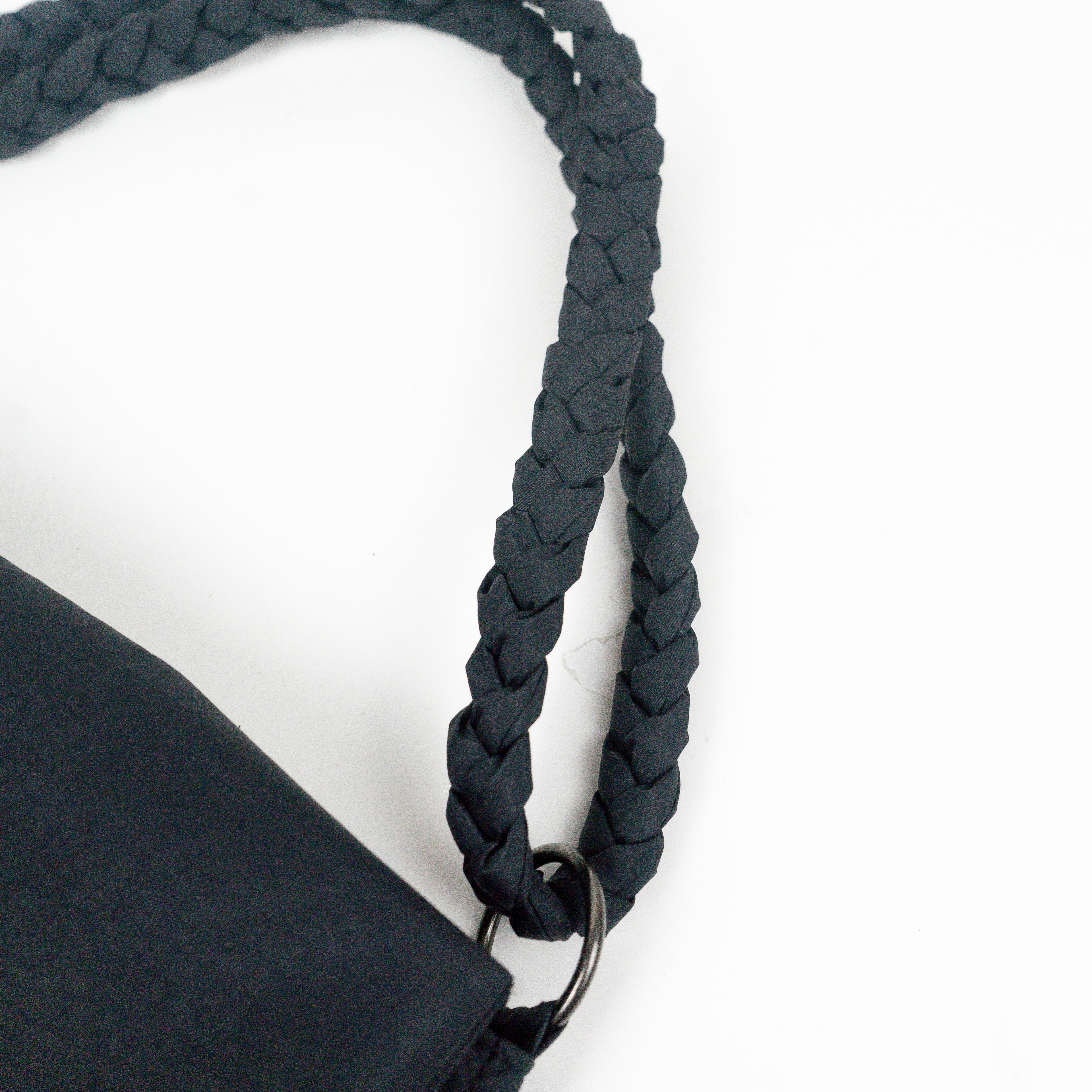 Flashy Tas Kempit Wanita Leyka Hitam