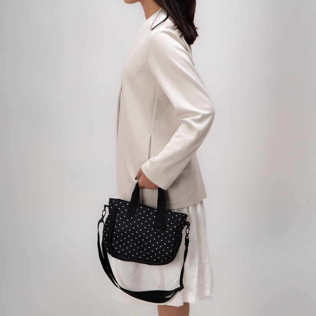 Flashy Tas Selempang Pretory Hitam Polkadot