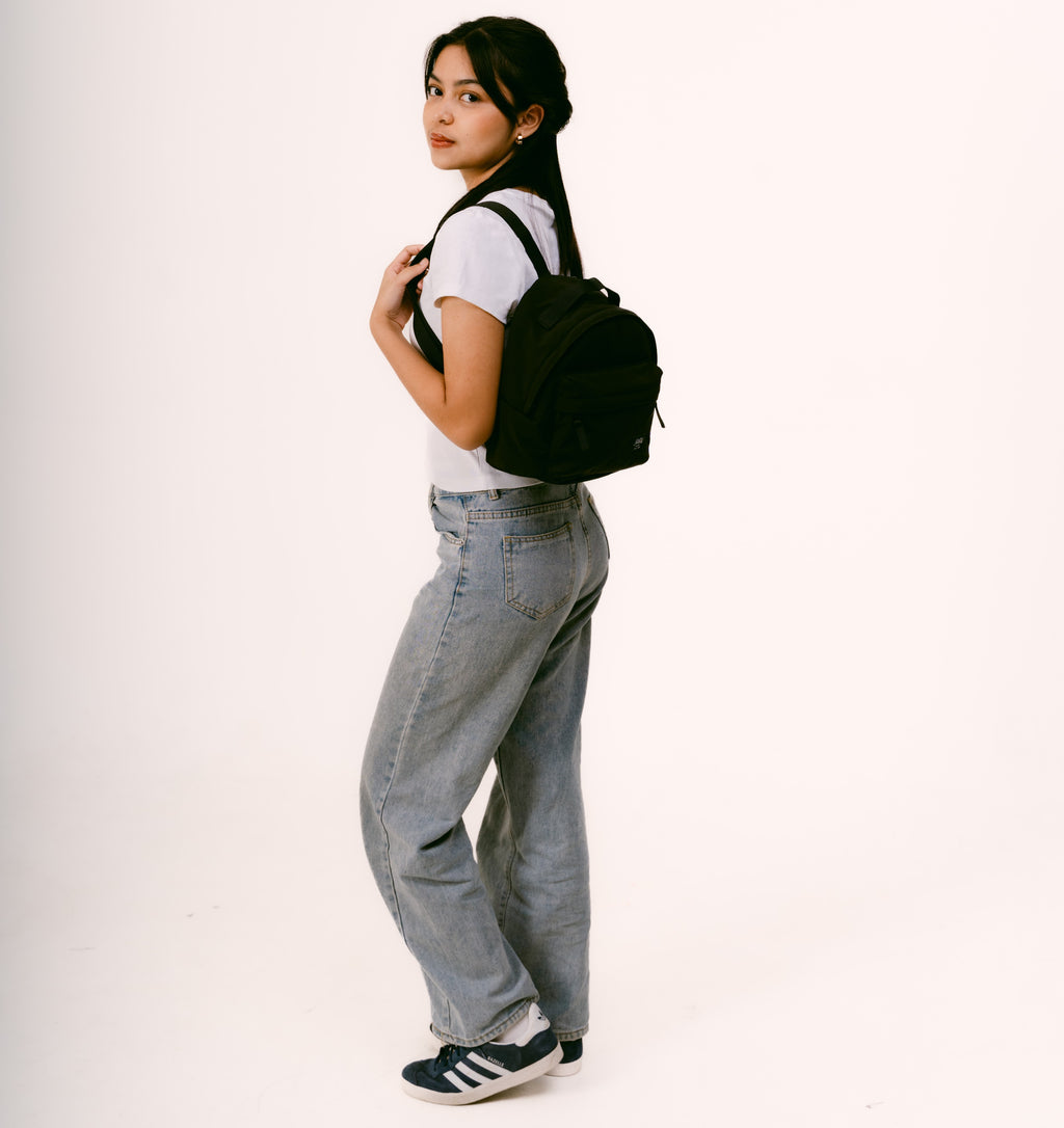 Flashy Tas Ransel Mini Wanita Moisekean Six Hitam